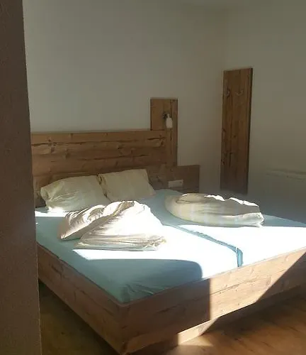 Haus Soldanella Апартаменты *